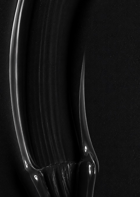 Ultra Black — 1